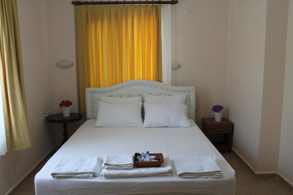 Deniz Apart Hotel Palamutbuku Ngoại thất bức ảnh